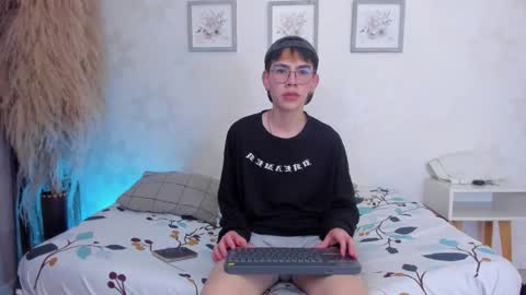 Snapshot of demian_hush chatting on 02/07/26, 07:17 demian_hush online show from 02/07/26, 07:17