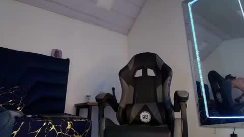 Demian Prince online show from 03/11/25, 05:27