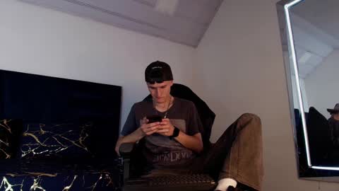 Demian Prince online show from 03/12/25, 04:30