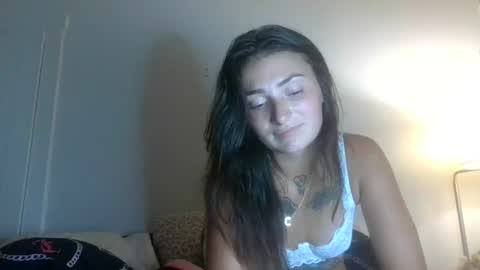 Snapshot of demiibear chatting on 07/18/26, 10:57 Demi online show from 07/18/26, 10:57