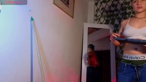 Snapshot of demimoore222 chatting on 03/08/25, 05:07 DEMI online show from 03/08/25, 05:07