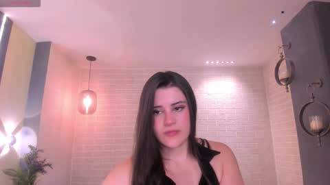 Snapshot of deminova chatting on 03/06/26, 10:45 DEMI NOVA online show from 03/06/26, 10:45