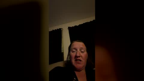 Snapshot of demoncat2010 chatting on 07/12/26, 04:14 Rachel and Skyler online show from 07/12/26, 04:14