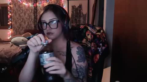 Demoness Mina online show from 12/22/25, 03:25