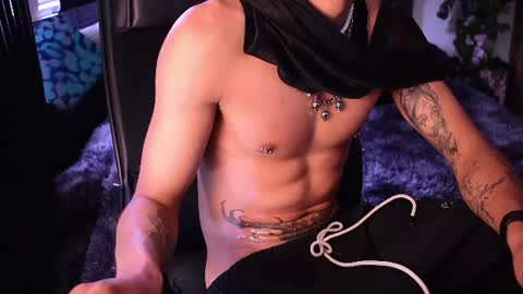 Snapshot of demonkush_ chatting on 06/30/26, 08:32 DemonKush online show from 06/30/26, 08:32