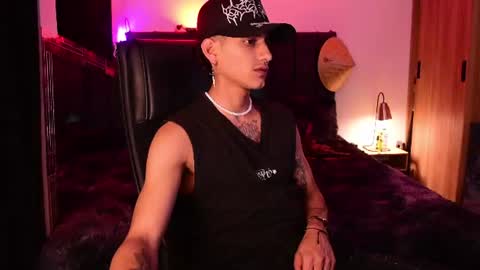 Snapshot of demonkush_ chatting on 07/04/26, 01:01 DemonKush online show from 07/04/26, 01:01