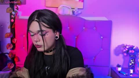 Snapshot of demony_deadboy chatting on 03/28/26, 05:51 Maki online show from 03/28/26, 05:51