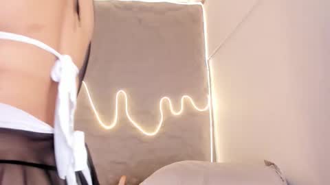 demy_ruiz online show from 09/23/25, 03:20