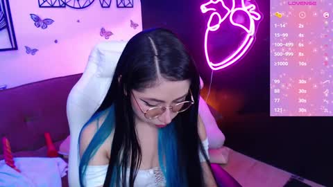 Snapshot of demyanderson_ chatting on 12/07/24, 06:48 Demy online show from 12/07/24, 06:48