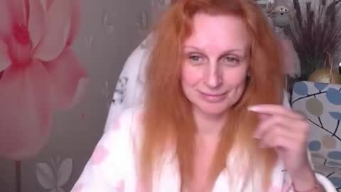 Snapshot of denhiey_here chatting on 12/15/25, 06:01 denhiey online show from 12/15/25, 06:01