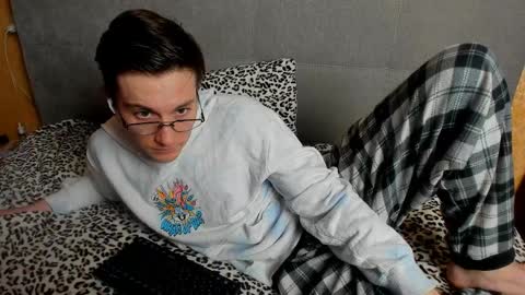 Deni online show from 03/31/26, 07:14