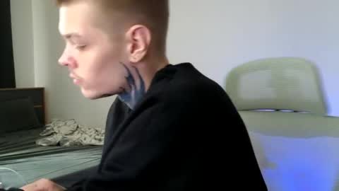 Denis online show from 05/26/26, 02:13