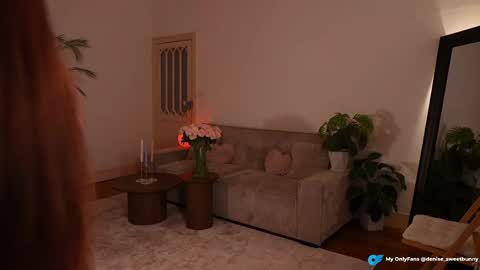 Denise online show from 04/10/26, 04:01