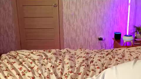 Denis online show from 10/10/25, 01:26