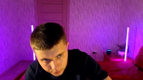 Denis online show from 11/06/25, 01:23