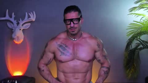 dennis_cox_ online show from 12/20/25, 09:44