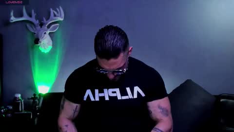 Snapshot of dennis_cox_ chatting on 02/07/26, 02:48 dennis_cox_ online show from 02/07/26, 02:48