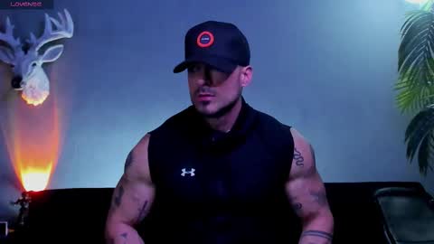 Snapshot of dennis_cox_ chatting on 02/18/26, 02:51 dennis_cox_ online show from 02/18/26, 02:51