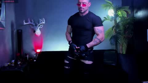 Snapshot of dennis_cox_ chatting on 02/24/26, 06:11 dennis_cox_ online show from 02/24/26, 06:11