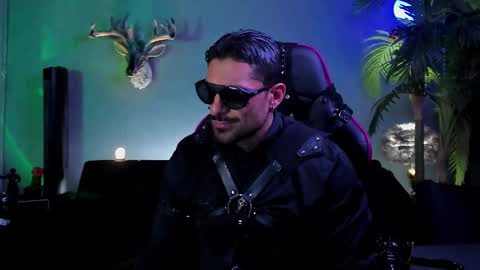 dennis_cox_ online show from 03/24/26, 06:18