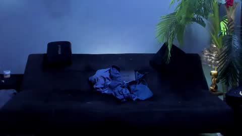 dennis_cox_ online show from 06/27/26, 05:07