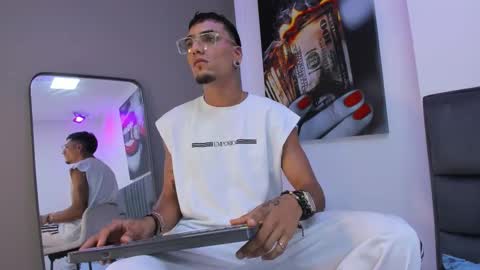 Dennis Kinsey online show from 02/18/26, 08:05