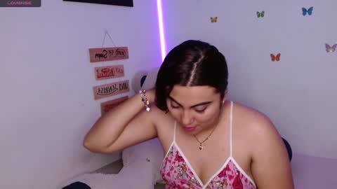 Snapshot of dennis_love_ chatting on 12/10/24, 04:34 rosse online show from 12/10/24, 04:34