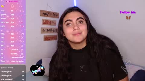 Snapshot of dennis_love_ chatting on 02/21/25, 05:56 rosse online show from 02/21/25, 05:56