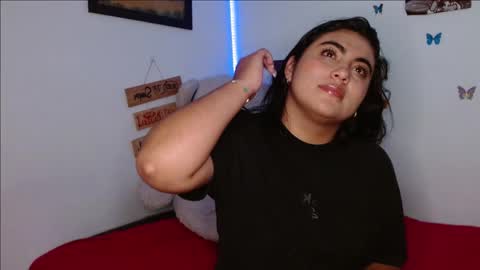 Snapshot of dennis_love_ chatting on 02/19/26, 04:19 rosse online show from 02/19/26, 04:19