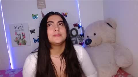 Snapshot of dennis_love_ chatting on 03/14/26, 01:44 rosse online show from 03/14/26, 01:44