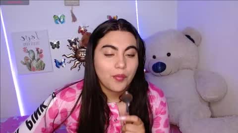 Snapshot of dennis_love_ chatting on 03/20/26, 02:16 rosse online show from 03/20/26, 02:16