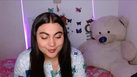 Snapshot of dennis_love_ chatting on 04/08/26, 02:33 rosse online show from 04/08/26, 02:33