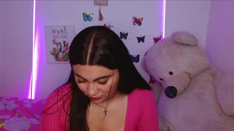 Snapshot of dennis_love_ chatting on 04/15/26, 04:30 rosse online show from 04/15/26, 04:30