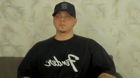 dennis munera online show from 12/18/24, 01:12