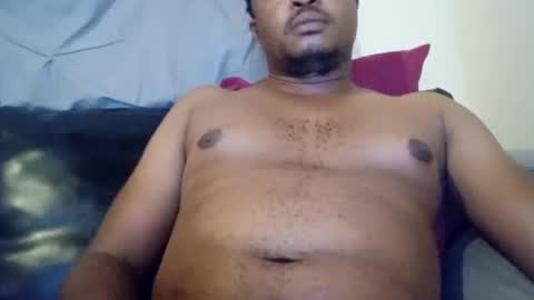 Snapshot of dentzo chatting on 12/17/24, 10:12 mastER blACK online show from 12/17/24, 10:12