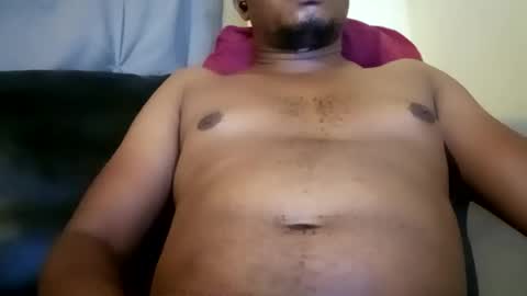 Snapshot of dentzo chatting on 01/16/25, 10:02 mastER blACK online show from 01/16/25, 10:02