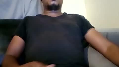 Snapshot of dentzo chatting on 01/26/25, 04:20 mastER blACK online show from 01/26/25, 04:20