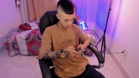 Dereck Boy online show from 05/11/26, 03:56