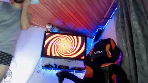 Dereck online show from 08/06/26, 04:03