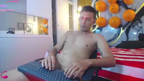 Dereck online show from 07/07/26, 03:53