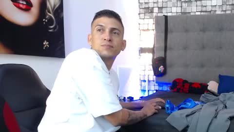 Dereck online show from 07/22/26, 02:36