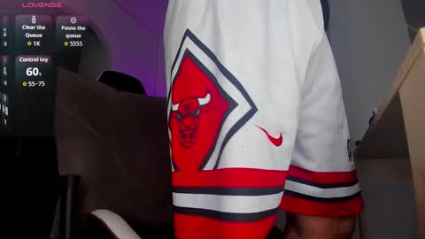 dereckhardd online show from 09/28/25, 05:57