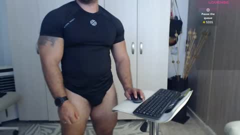 Snapshot of derek_group chatting on 05/29/26, 11:36 Derek online show from 05/29/26, 11:36