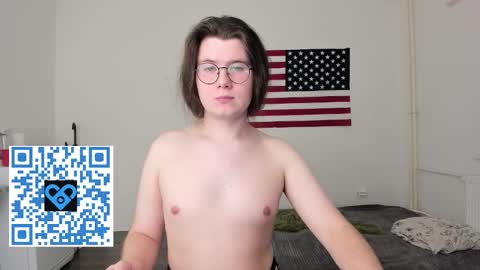 Derek online show from 10/15/25, 05:57