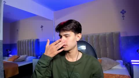 derek_sinn online show from 04/15/26, 09:59