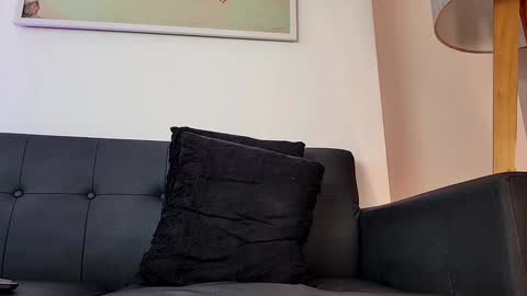 Snapshot of derek_stud_ chatting on 12/05/24, 03:39 Derek independent model online show from 12/05/24, 03:39