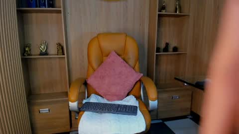 derek_voss online show from 04/29/26, 05:30
