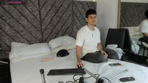 derek_voss online show from 05/27/26, 12:46