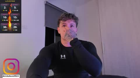 Snapshot of derekolsen_ chatting on 11/09/25, 01:37 Derek IG Derekolsen2024 online show from 11/09/25, 01:37