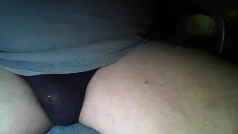 Snapshot of derf551954 chatting on 01/05/25, 10:21 Fred online show from 01/05/25, 10:21